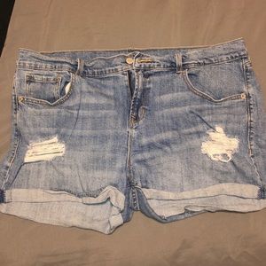 Old Navy boyfriend Shorts